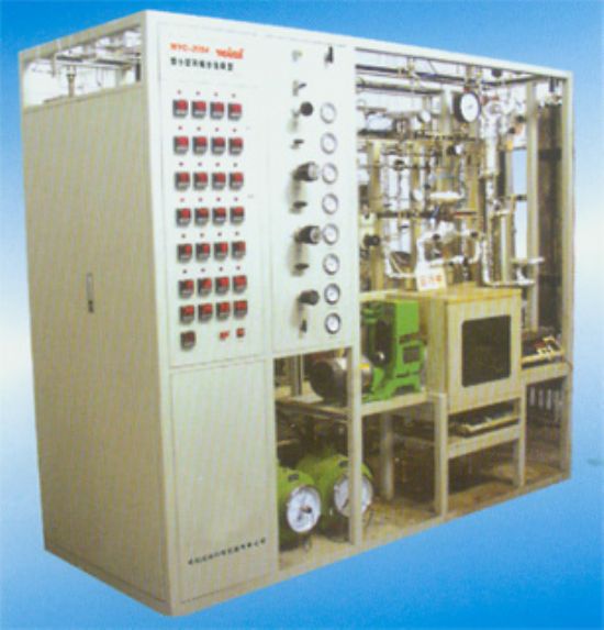 點(diǎn)擊查看詳細(xì)信息<br>標(biāo)題：MYM-2003型小型加氫反應(yīng)試驗(yàn)裝置 閱讀次數(shù)：2726