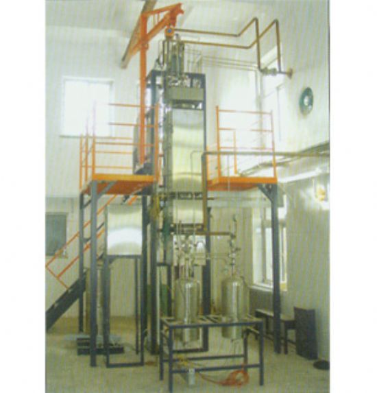 點(diǎn)擊查看詳細(xì)信息<br>標(biāo)題：MYH-2000型連續(xù)常減壓中誠(chéng)蒸餾裝置 閱讀次數(shù)：2771